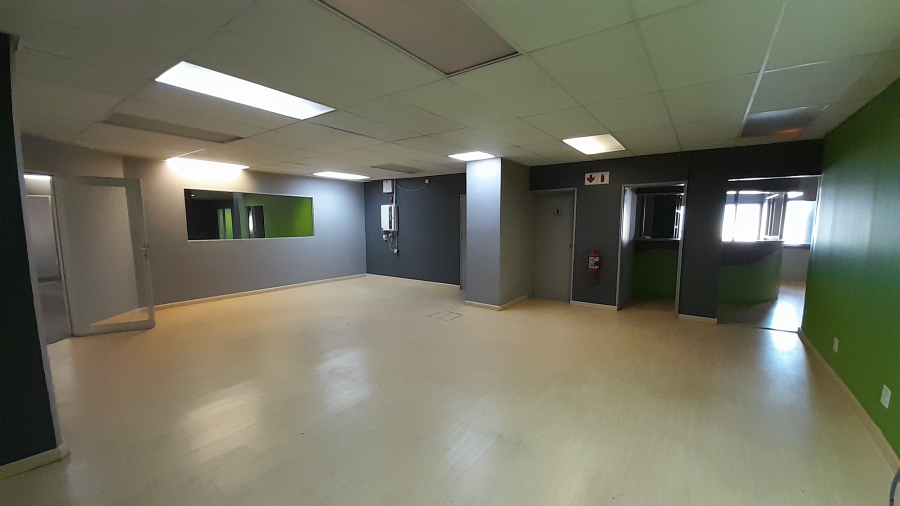 To Let Commercial Property for Rent in Randjespark Gauteng