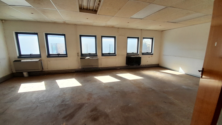 To Let Commercial Property for Rent in Randjespark Gauteng