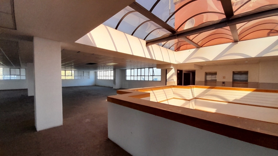 To Let commercial Property for Rent in Halfway House Estates Gauteng