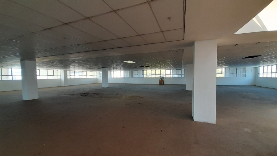 To Let commercial Property for Rent in Halfway House Estates Gauteng