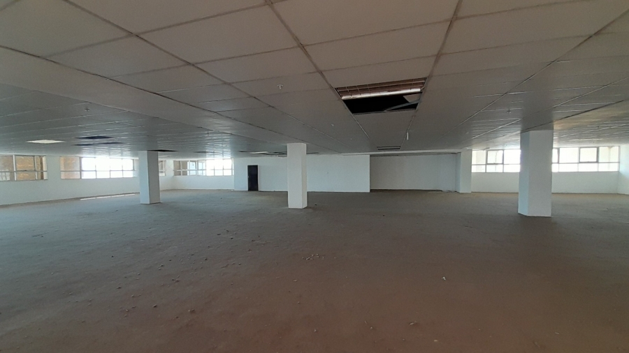 To Let commercial Property for Rent in Halfway House Estates Gauteng