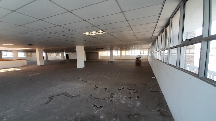 To Let commercial Property for Rent in Halfway House Estates Gauteng