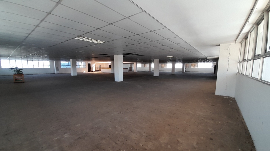 To Let commercial Property for Rent in Halfway House Estates Gauteng