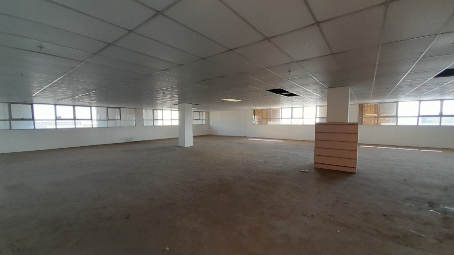 To Let commercial Property for Rent in Halfway House Estates Gauteng