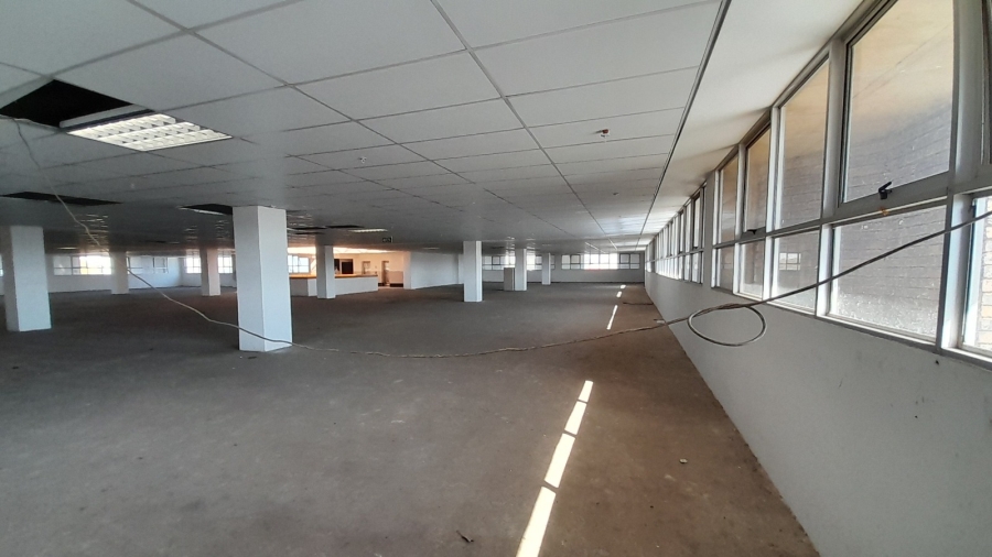 To Let commercial Property for Rent in Halfway House Estates Gauteng