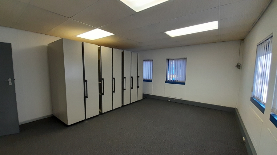 To Let Commercial Property for Rent in Randjespark Gauteng
