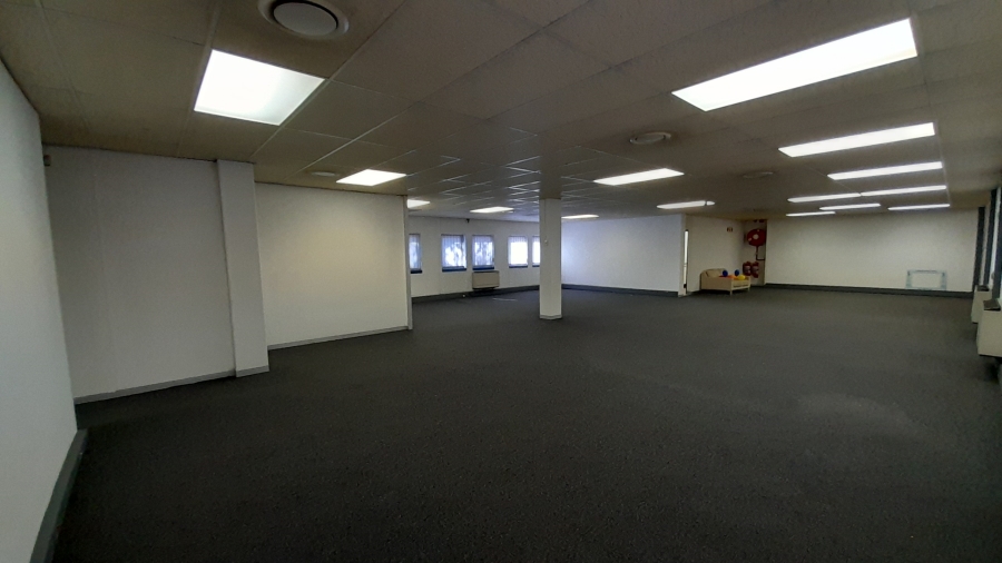 To Let Commercial Property for Rent in Randjespark Gauteng