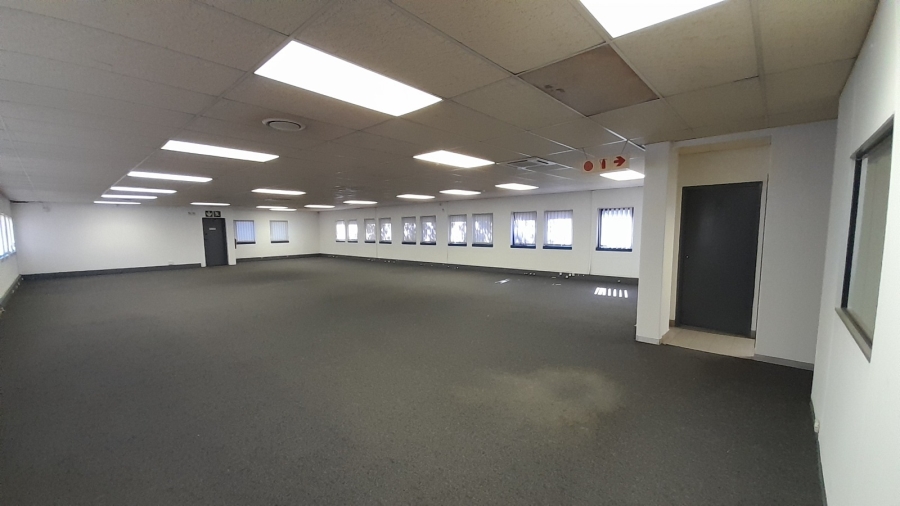 To Let Commercial Property for Rent in Randjespark Gauteng