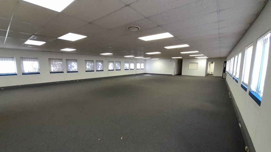 To Let Commercial Property for Rent in Randjespark Gauteng