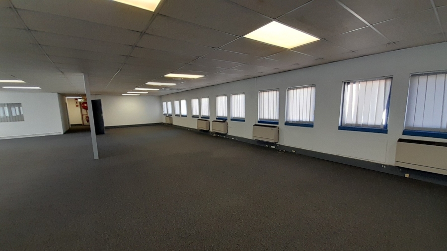 To Let Commercial Property for Rent in Randjespark Gauteng