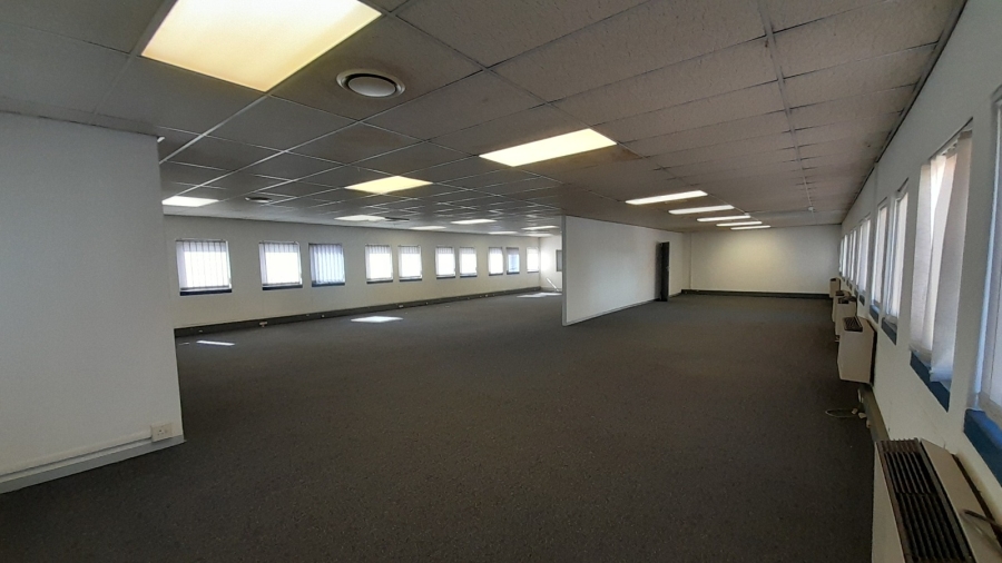 To Let Commercial Property for Rent in Randjespark Gauteng
