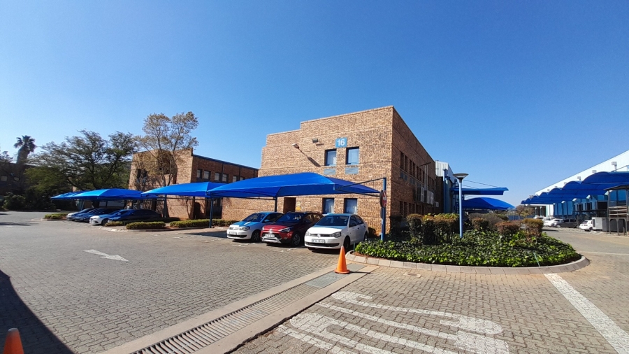 To Let Commercial Property for Rent in Randjespark Gauteng