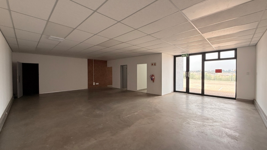 To Let commercial Property for Rent in Sterkfontein A H Gauteng