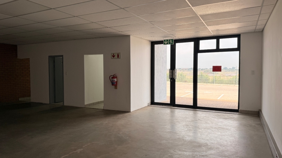 To Let commercial Property for Rent in Sterkfontein A H Gauteng