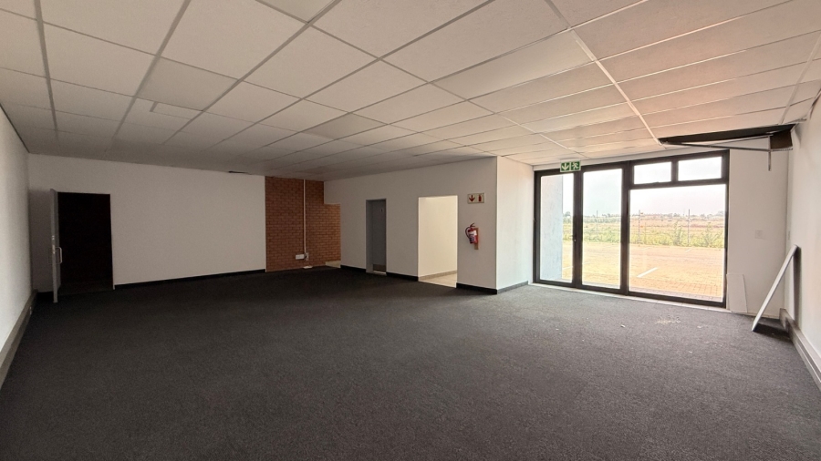 To Let commercial Property for Rent in Sterkfontein A H Gauteng