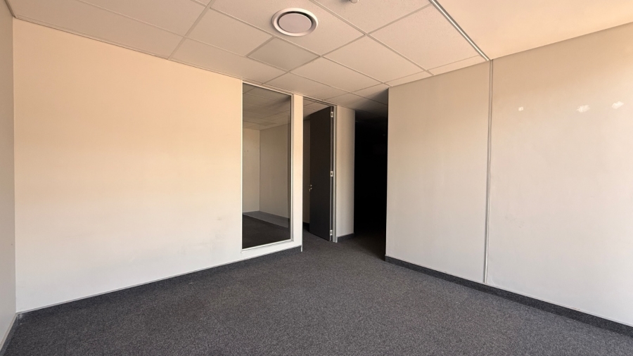 To Let commercial Property for Rent in Sterkfontein A H Gauteng