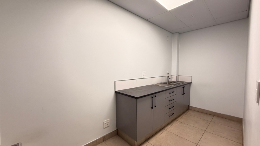 To Let commercial Property for Rent in Kosmosdal Gauteng