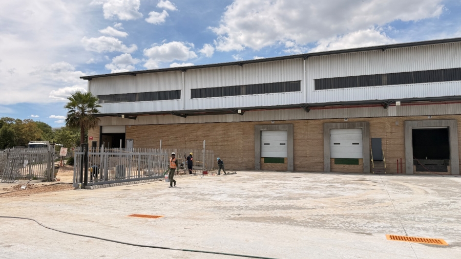 To Let commercial Property for Rent in Kosmosdal Gauteng