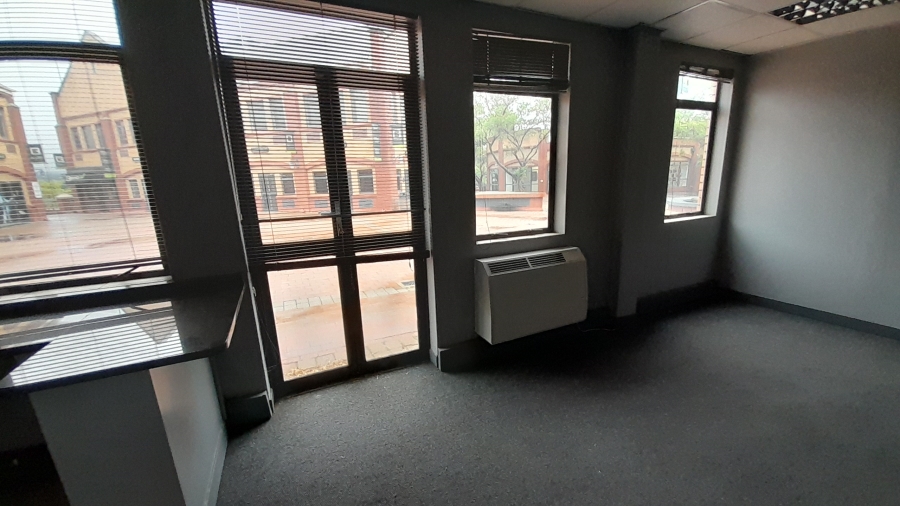 0 Bedroom Property for Sale in Faerie Glen Gauteng