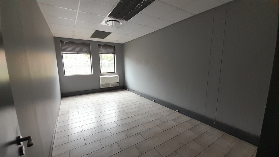 0 Bedroom Property for Sale in Faerie Glen Gauteng