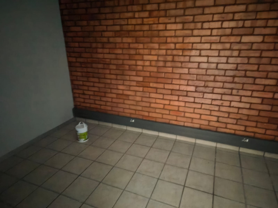 To Let commercial Property for Rent in Hennopspark Gauteng