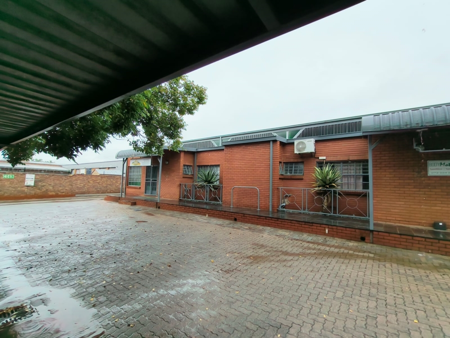 To Let commercial Property for Rent in Hennopspark Gauteng