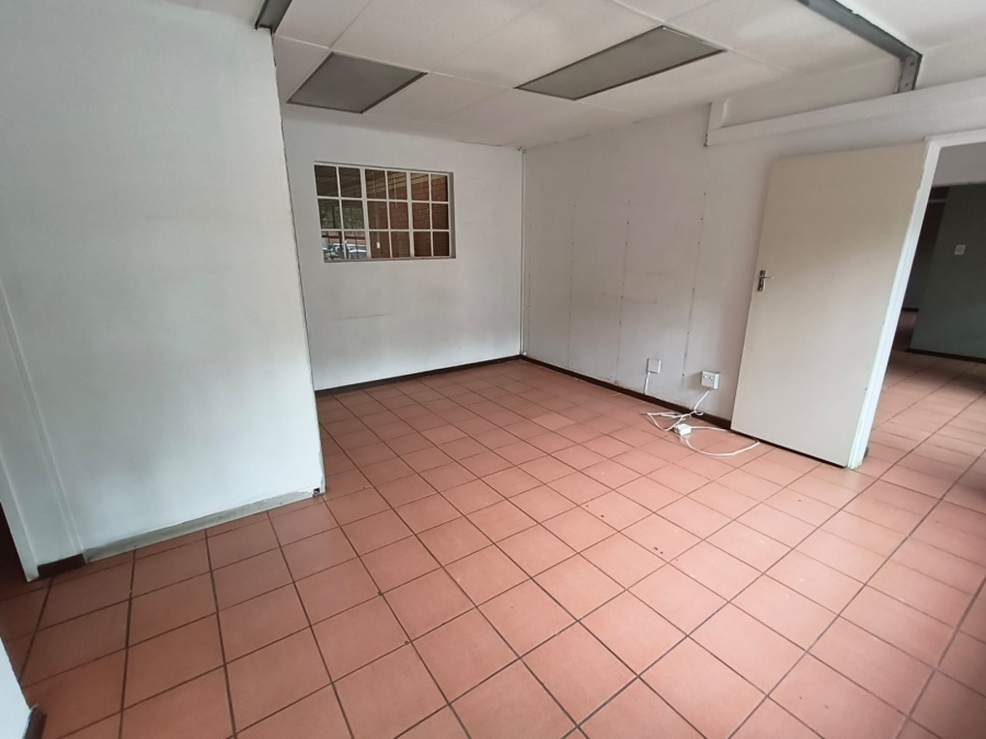 To Let commercial Property for Rent in Hennopspark Gauteng