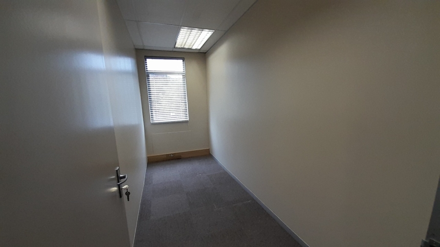 0 Bedroom Property for Sale in Faerie Glen Gauteng