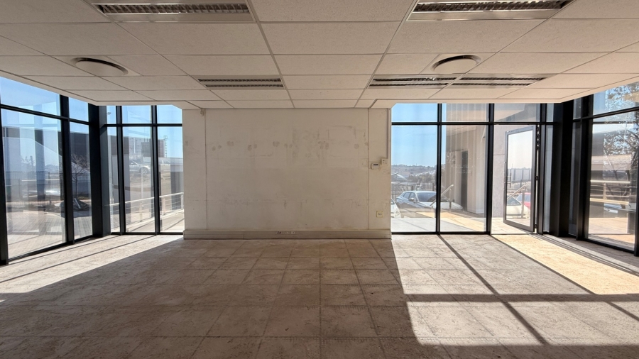 To Let commercial Property for Rent in Louwlardia Gauteng