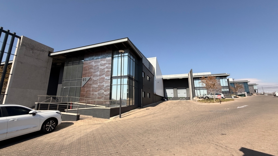 To Let commercial Property for Rent in Louwlardia Gauteng