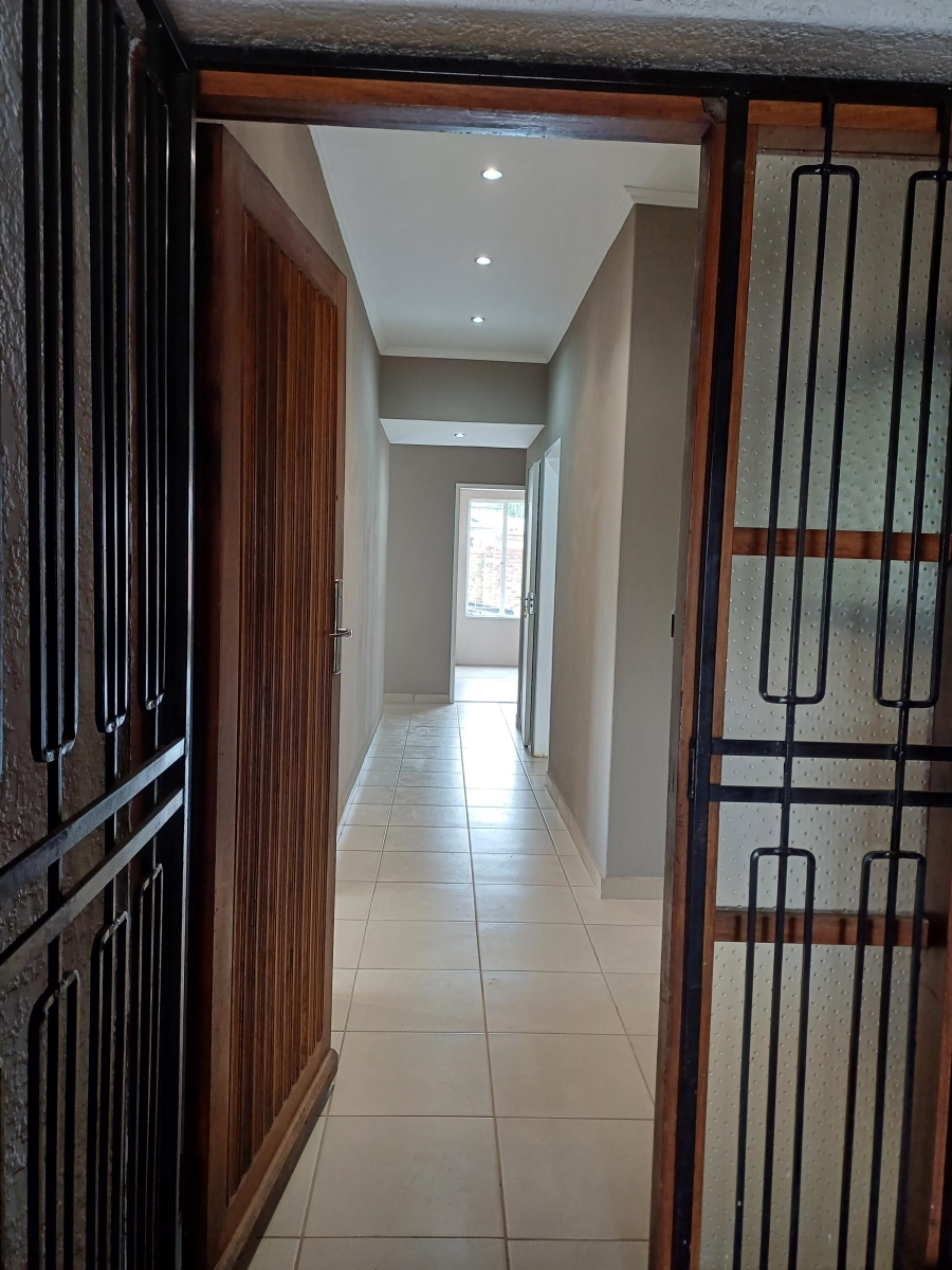 To Let commercial Property for Rent in Randhart Gauteng
