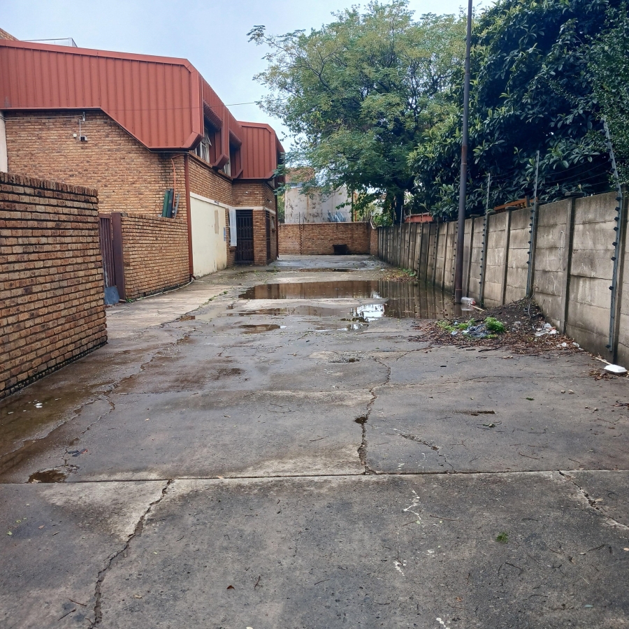 To Let commercial Property for Rent in Selby Gauteng