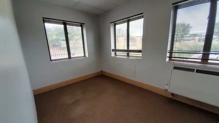 0 Bedroom Property for Sale in Faerie Glen Gauteng