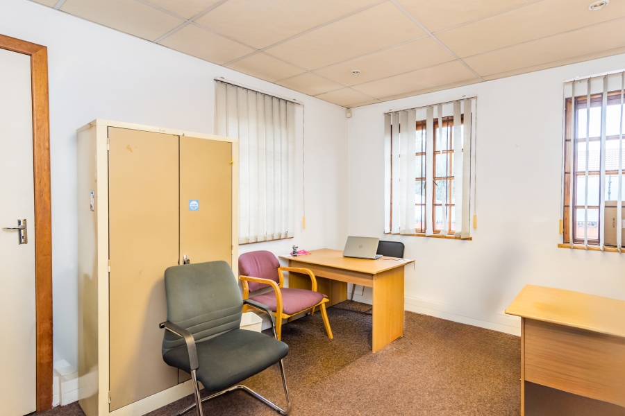 Commercial Property for Sale in Bromhof Gauteng