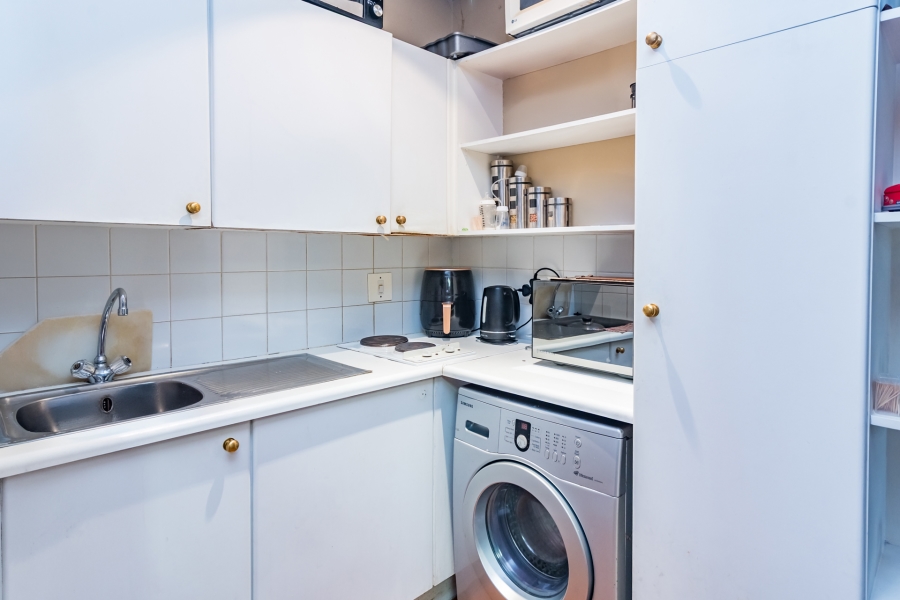 Commercial Property for Sale in Bromhof Gauteng