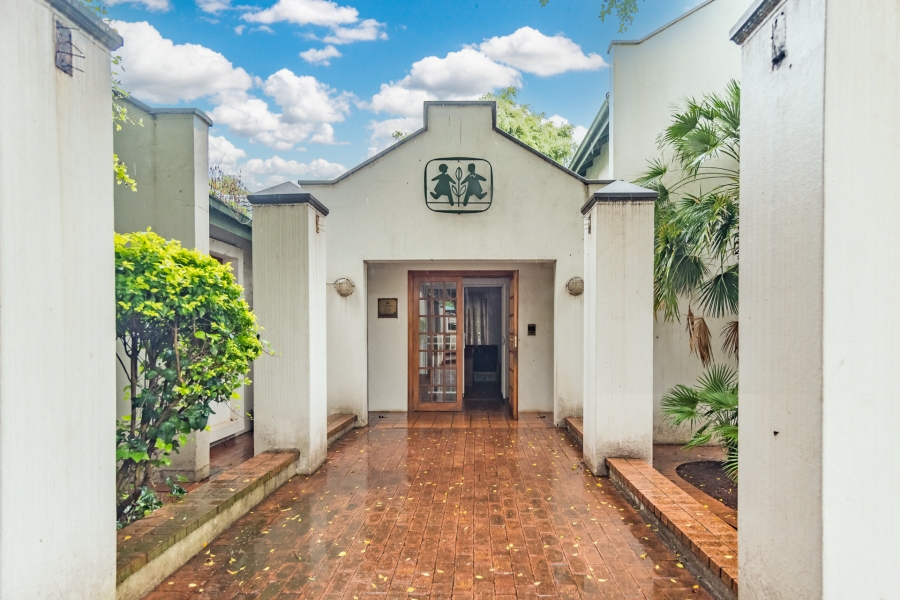 Commercial Property for Sale in Bromhof Gauteng