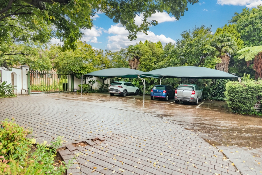 Commercial Property for Sale in Bromhof Gauteng