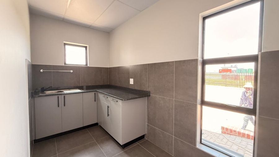 Commercial Property for Sale in Knoppieslaagte Gauteng