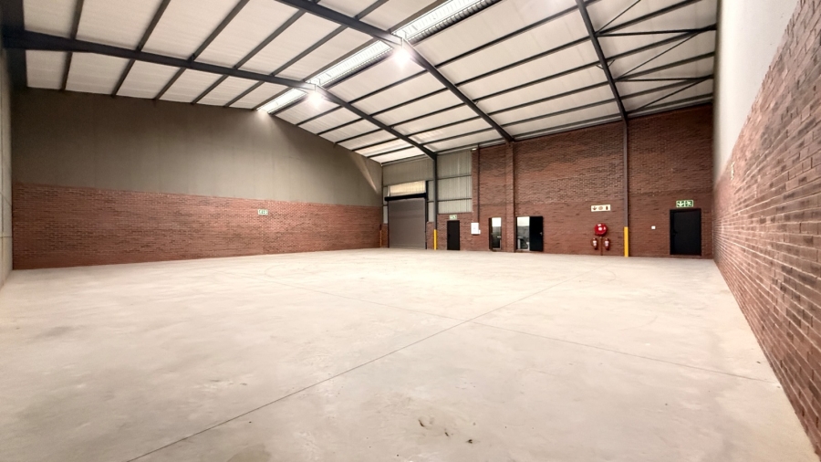 Commercial Property for Sale in Knoppieslaagte Gauteng