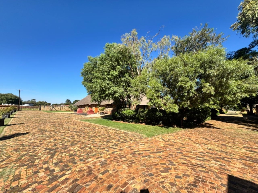 Commercial Property for Sale in Hillside Gauteng