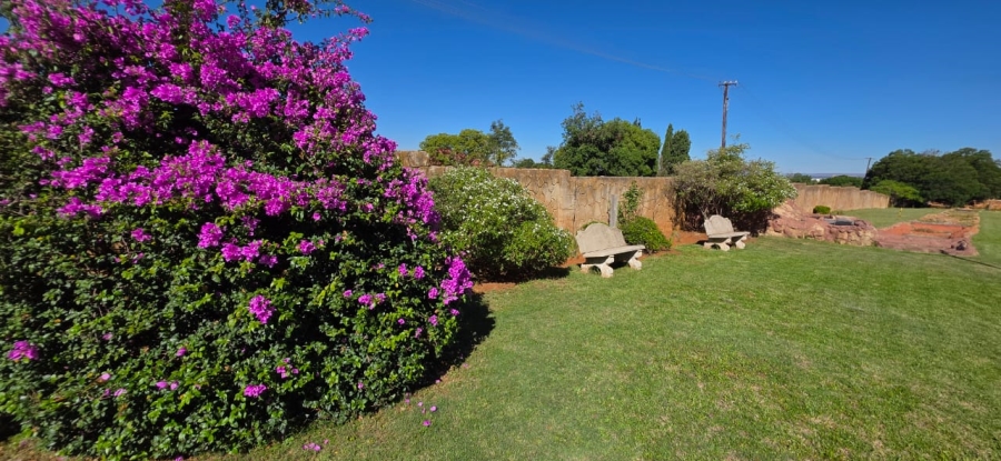 Commercial Property for Sale in Hillside Gauteng