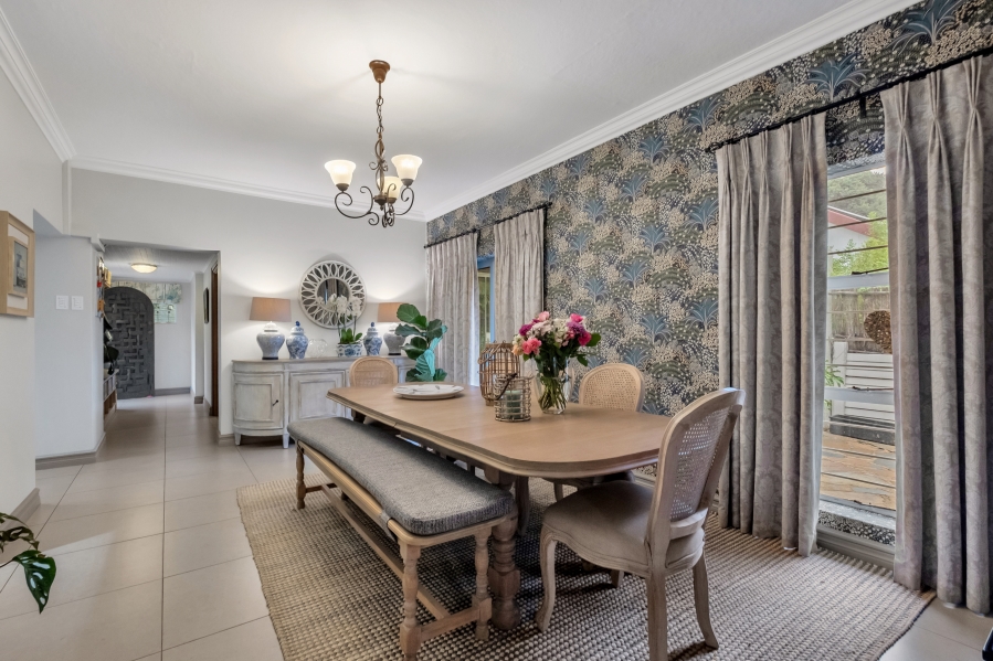 5 Bedroom Property for Sale in Linden Gauteng