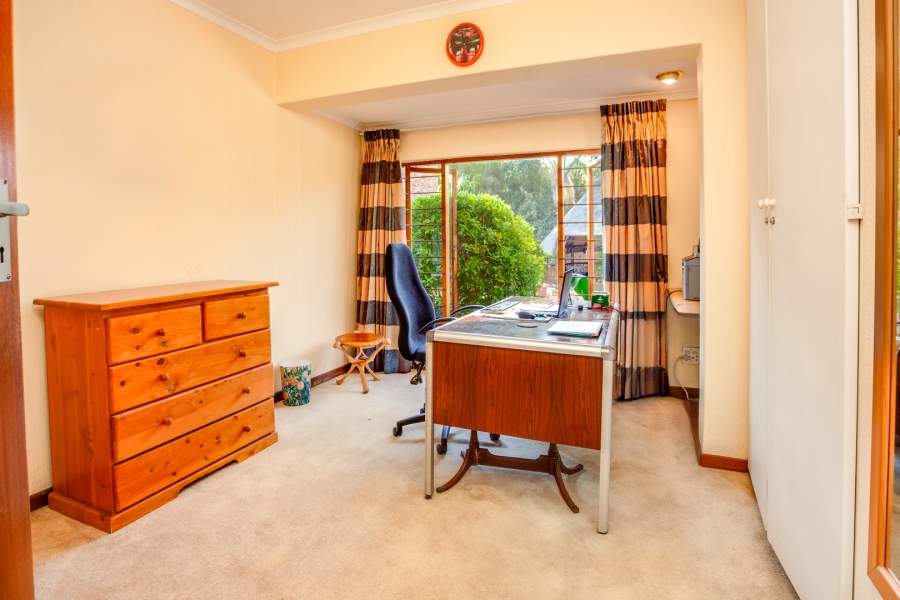 5 Bedroom Property for Sale in Bryanston Gauteng