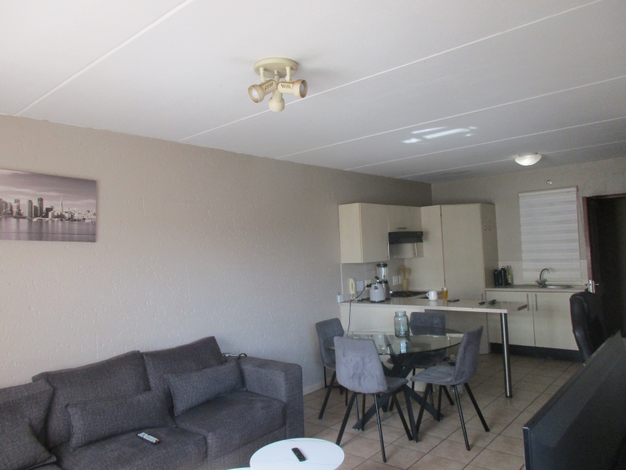 To Let 1 Bedroom Property for Rent in Ferndale Gauteng