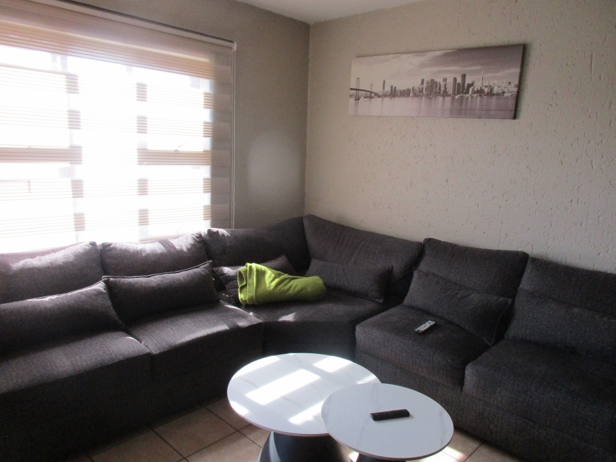 To Let 1 Bedroom Property for Rent in Ferndale Gauteng