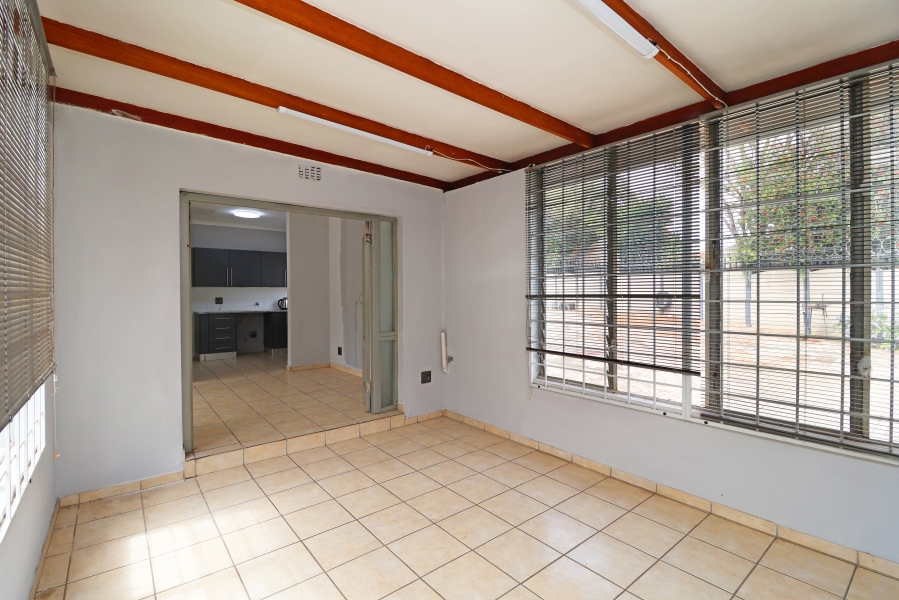 3 Bedroom Property for Sale in Edenvale Central Gauteng