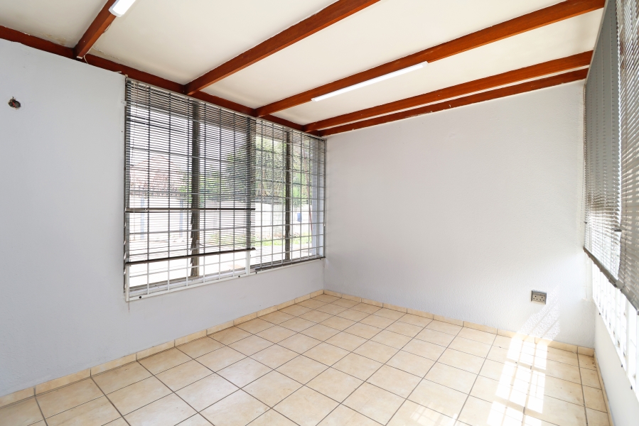 3 Bedroom Property for Sale in Edenvale Central Gauteng