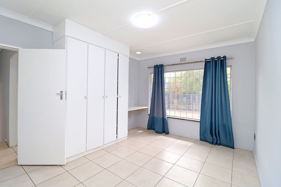 3 Bedroom Property for Sale in Edenvale Central Gauteng