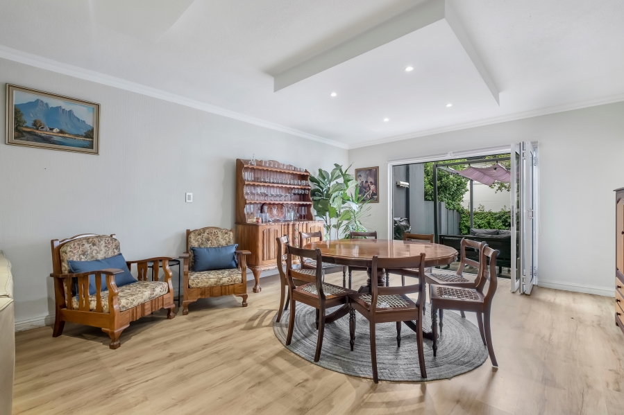 4 Bedroom Property for Sale in Linden Gauteng