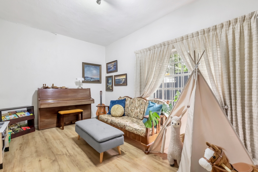 4 Bedroom Property for Sale in Linden Gauteng